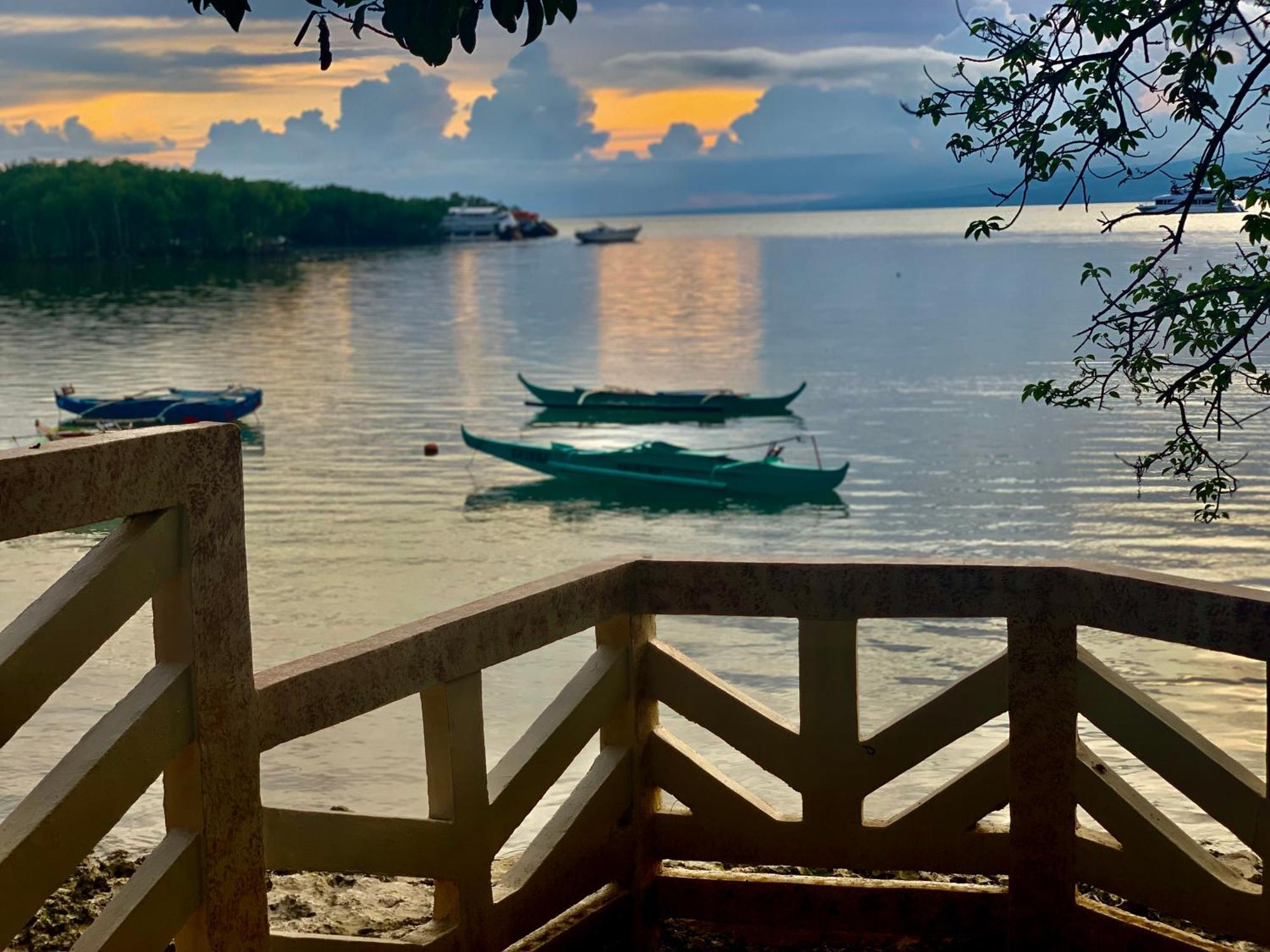Adayo Cove Resort Siquijor Exterior photo