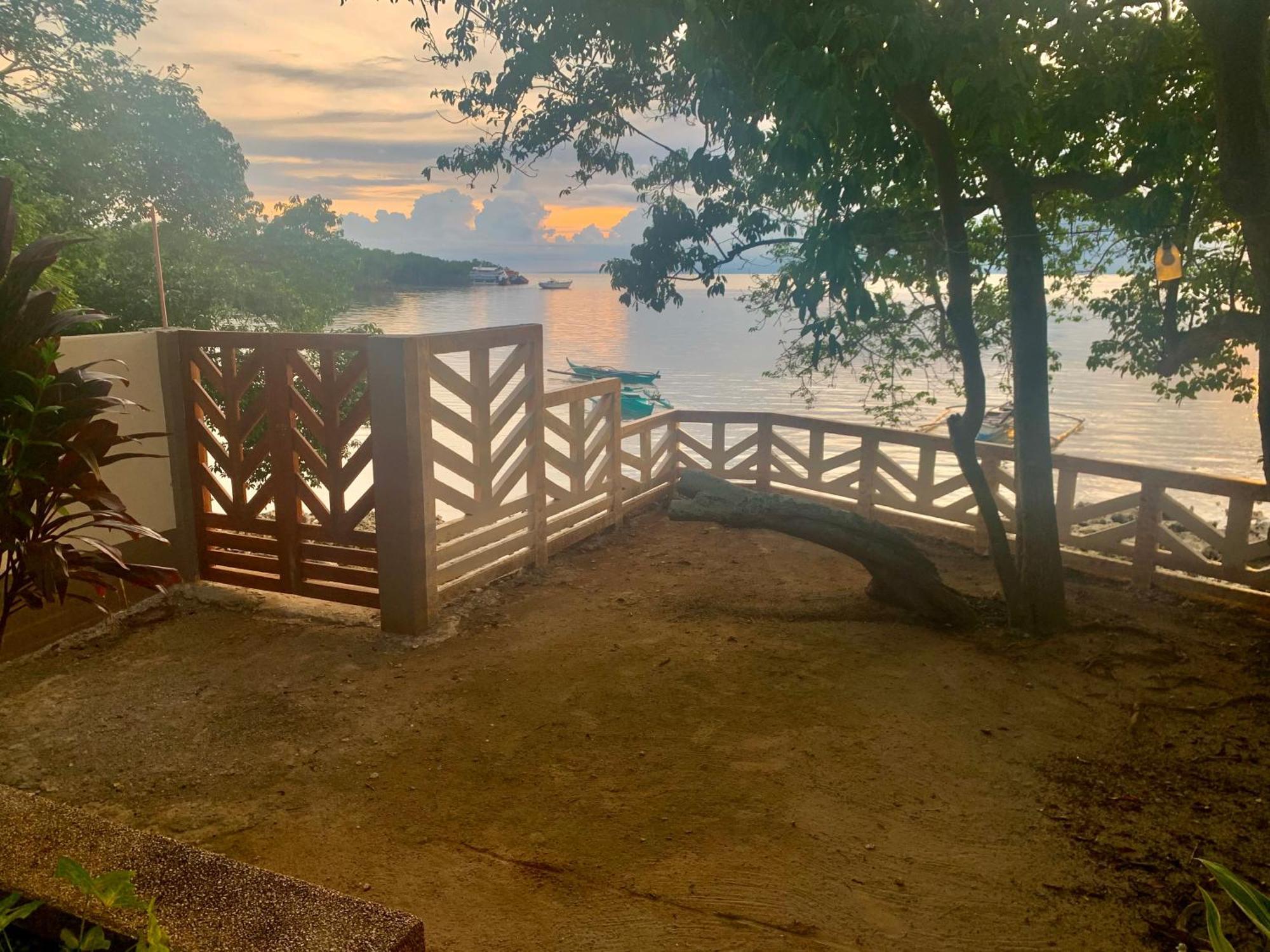 Adayo Cove Resort Siquijor Exterior photo